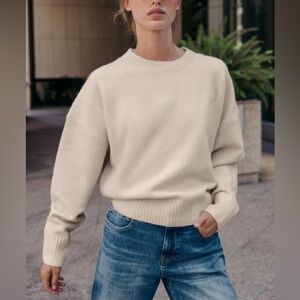 NWT ZARA Cream 100% Wool Boyfriend Oversized Crewneck Knit Sweater Jumper L